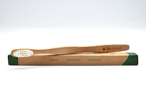 Cepillo Dientes de Bambú Duro para Adultos, Di Oleo.